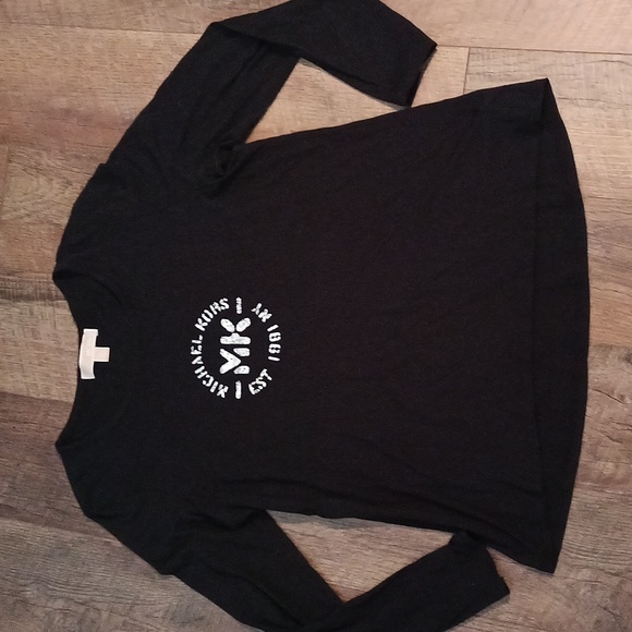 Michael Kors top long sleeve black 🖤 - Picture 1 of 5